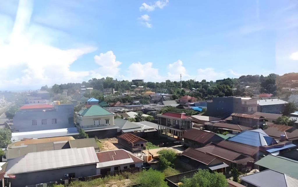 Hotel Dynasty Tarakan Exterior foto